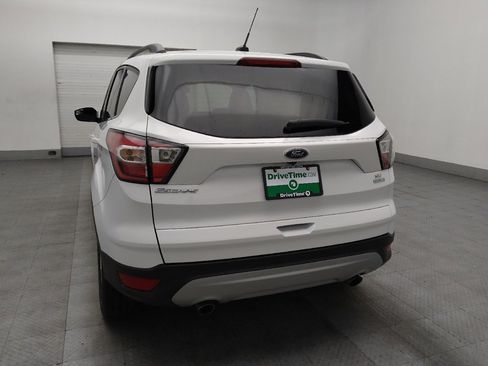 Used 2018 Ford Escape SE image 6