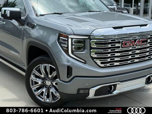 Used 2023 GMC Sierra 1500 Denali w/ Denali Reserve Package AWD/4WD image 6