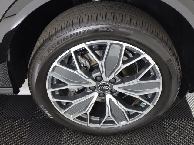 New 2026 Audi Q5 Premium Plus AWD/4WD image 9