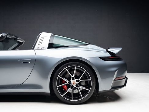Used 2026 Porsche 911 Targa 4S image 22