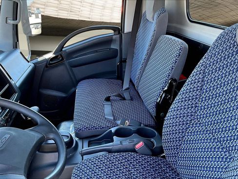 New 2025 Chevrolet Low Cab Forward image 13