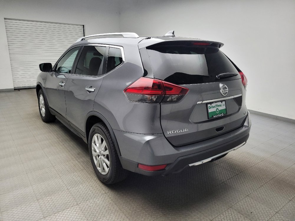 Used 2018 Nissan Rogue SV FWD image 5