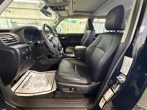 Used 2019 Toyota 4Runner SR5 Premium AWD/4WD image 9