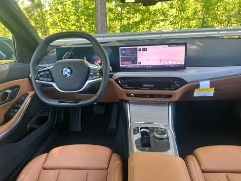 Certified 2025 BMW 330i Sedan image 20