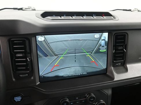 Used 2025 Ford Bronco Badlands AWD/4WD image 14