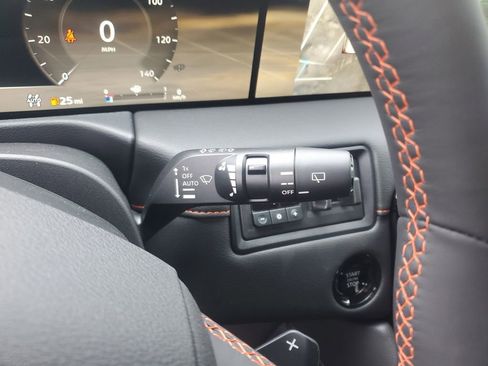 New 2025 Nissan Armada PRO-4X w/ Pro-4X Premium Package image 20