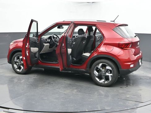 Used 2025 Hyundai Venue SEL image 72