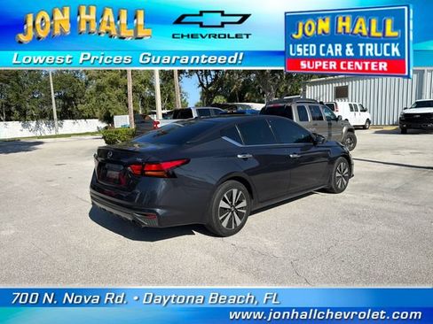 Used 2019 Nissan Altima 2.5 SV FWD image 9