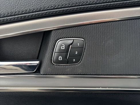 Used 2019 Lincoln Nautilus Reserve image 15