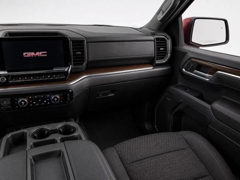 Used 2023 GMC Sierra 1500 Elevation AWD/4WD image 16