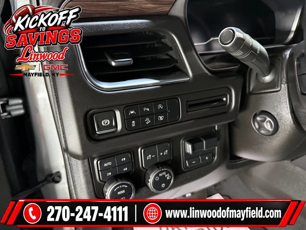 Used 2024 Chevrolet Tahoe Z71 w/ Z71 Off-Road Package AWD/4WD image 17