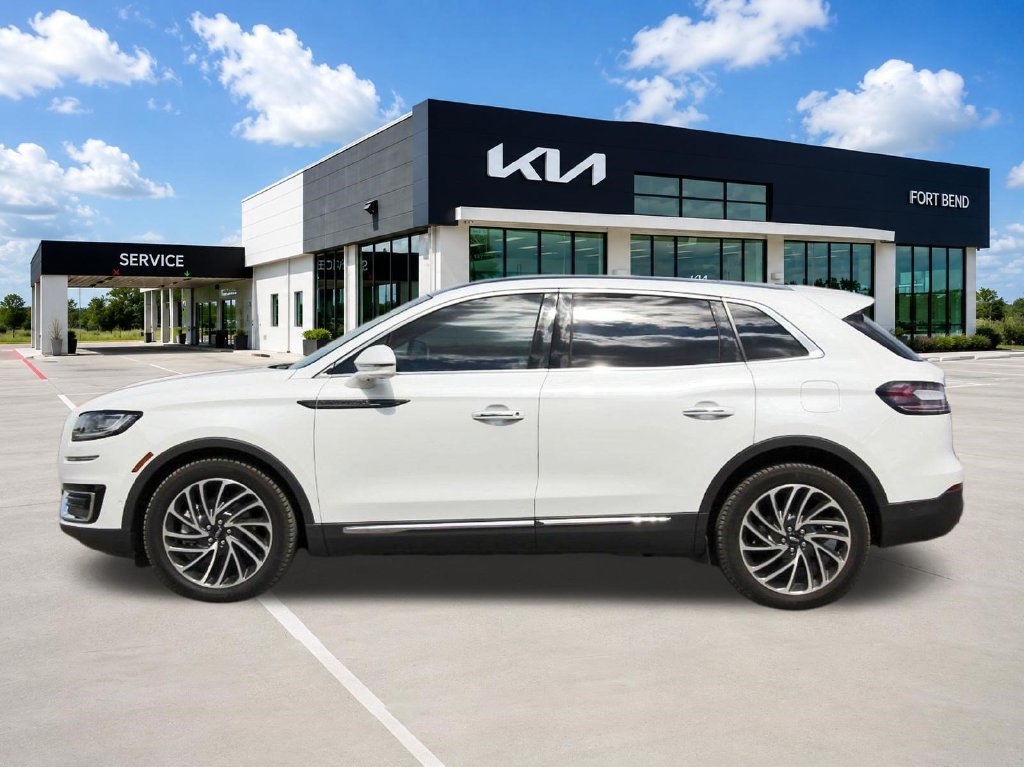 Used 2020 Lincoln Nautilus Reserve w/ Equipment Group 201A FWD image 8