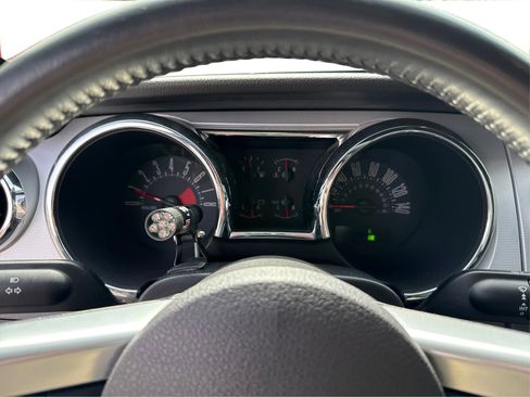 Used 2006 Ford Mustang GT Premium image 17