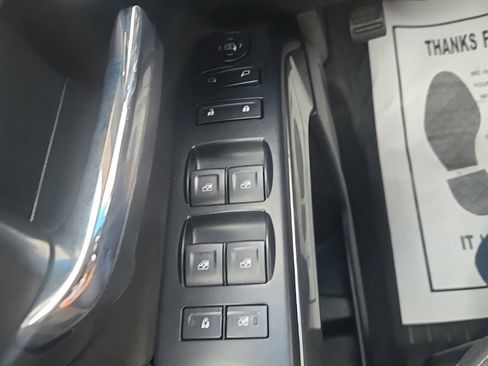 Used 2018 Chevrolet Silverado 1500 LT w/ All Star Edition AWD/4WD image 5