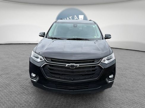 Used 2020 Chevrolet Traverse RS w/ LPO, Floor Liner Package AWD/4WD image 9