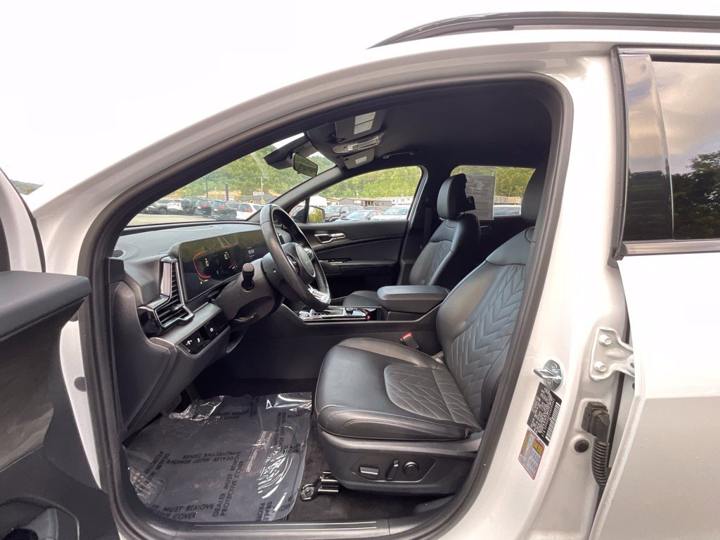 Used 2025 Kia Sportage X-Line AWD/4WD image 9