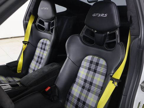Certified 2019 Porsche 911 GT3 RS RWD image 8