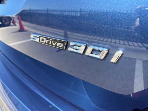 Used 2021 BMW X3 sDrive30i w/ Executive Package image 9