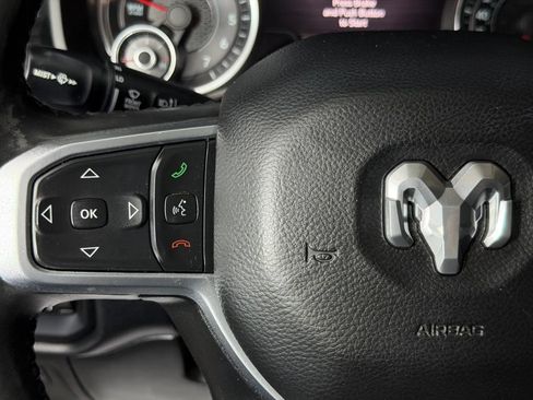 Used 2020 RAM 1500 Laramie AWD/4WD image 30