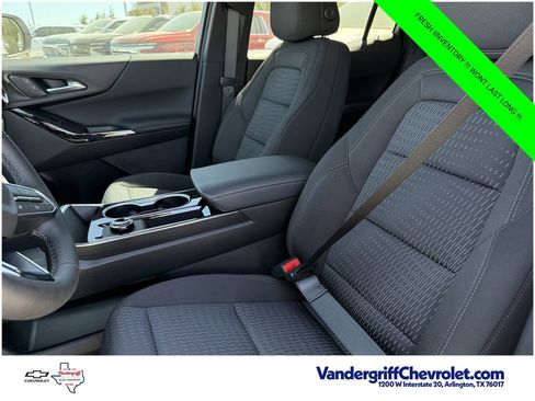 New 2026 Chevrolet Equinox LT w/ Safety and Technology Package FWD image 19