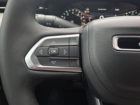 Certified 2023 Jeep Compass Limited image 21