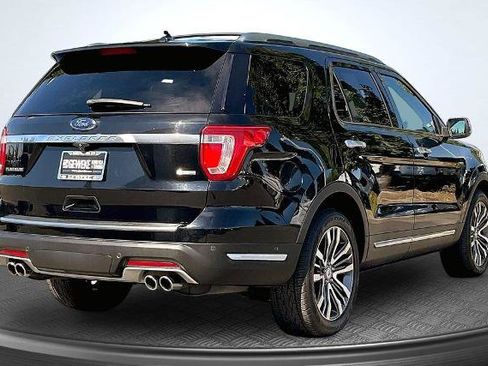 Certified 2018 Ford Explorer Platinum AWD/4WD image 2