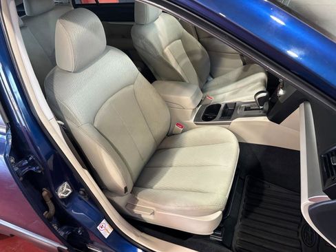 Used 2011 Subaru Outback 2.5i Premium image 17