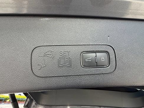 Used 2022 Lincoln Aviator Reserve RWD image 18