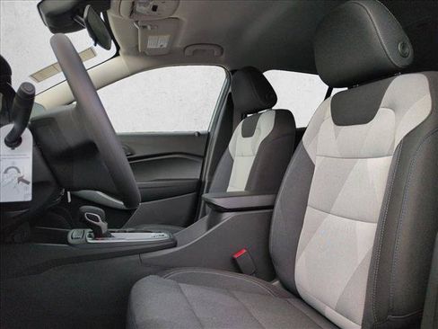 New 2026 Chevrolet Trax LS w/ LS Convenience Package FWD image 4