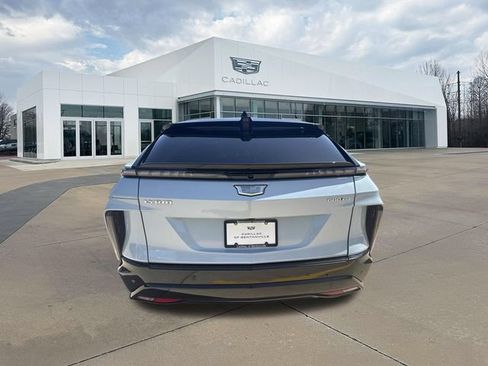 Certified 2026 Cadillac Lyriq Premium Sport AWD/4WD image 5