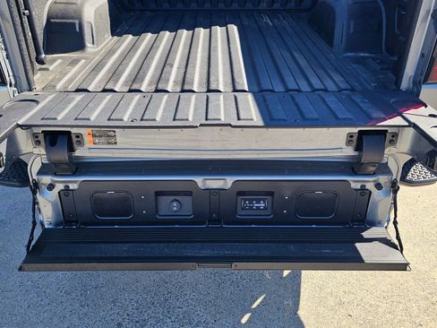 Used 2025 GMC Sierra 1500 Denali Ultimate image 5