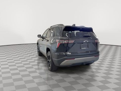 New 2026 Chevrolet Equinox LT FWD image 11
