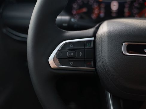 New 2026 Jeep Compass Latitude image 17