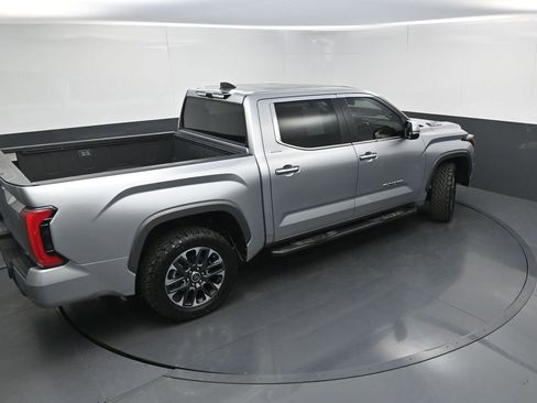 Used 2024 Toyota Tundra Limited AWD/4WD image 39