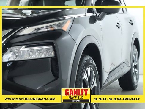 Used 2023 Nissan Rogue SV image 5