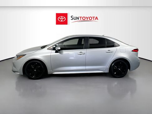 Used 2023 Toyota Corolla LE image 7