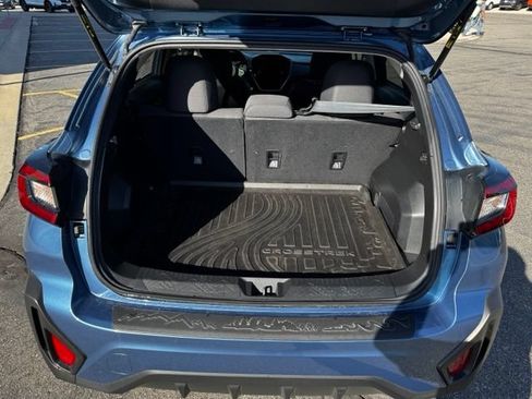 Used 2024 Subaru Crosstrek 2.0i Premium AWD/4WD image 11