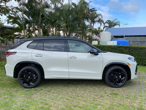 New 2026 Volkswagen Tiguan SE R-Line FWD image 26