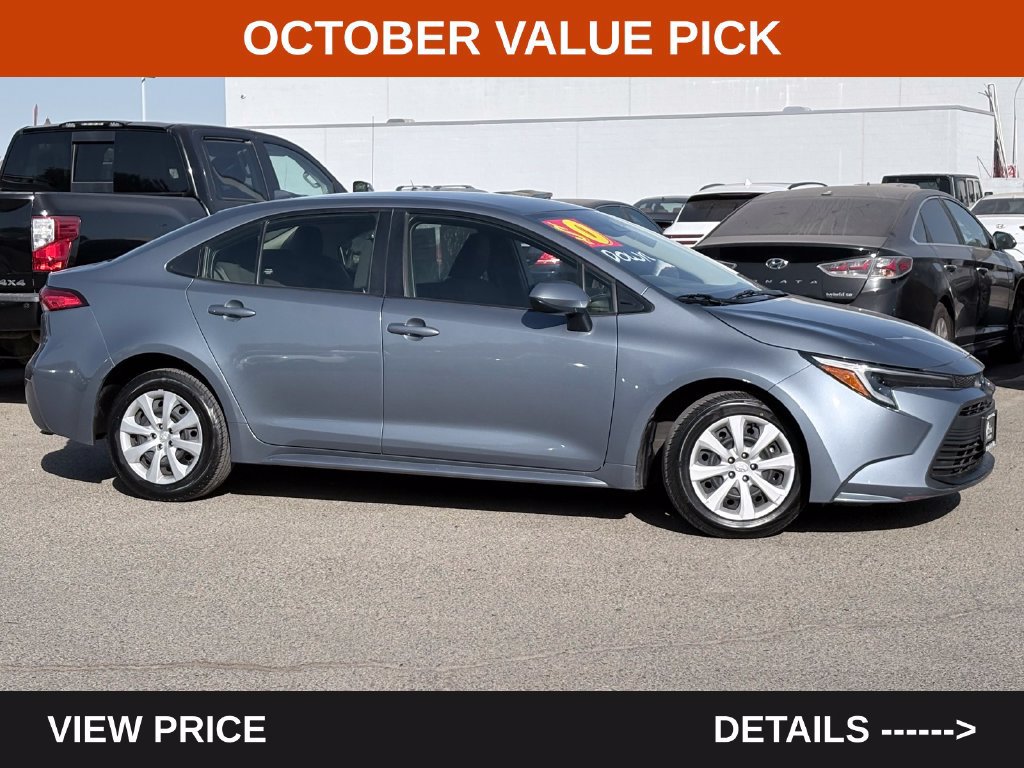 Used 2023 Toyota Corolla LE w/ Carpet Mat Package (TMS) FWD image 4