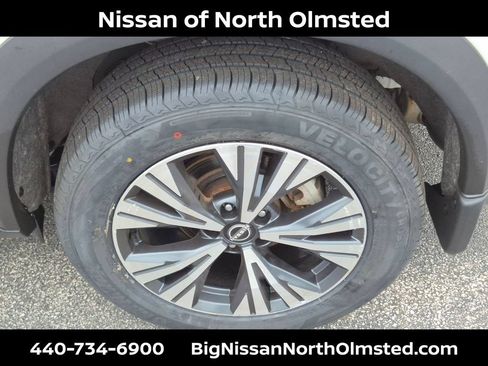 Certified 2023 Nissan Rogue SV AWD/4WD image 28