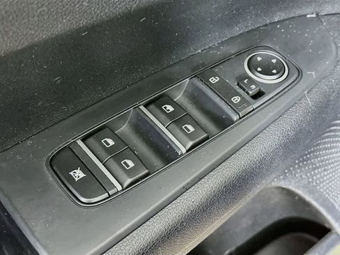 Used 2019 Kia Forte LXS FWD image 27