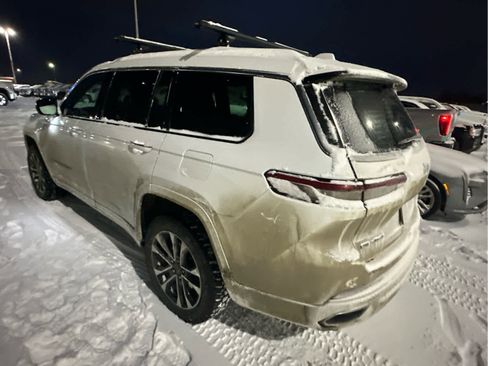 Used 2021 Jeep Grand Cherokee L Overland w/ Luxury Tech Group IV image 6