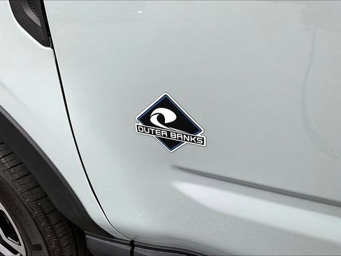 Certified 2024 Ford Bronco Sport Outer Banks w/ Tech Package AWD/4WD image 27