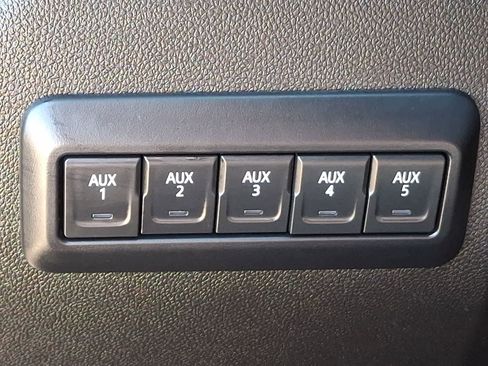 Used 2025 Chevrolet Silverado 2500 Custom w/ Custom Value Package AWD/4WD image 21