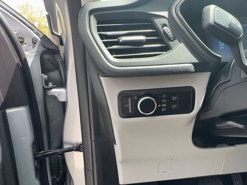 Used 2023 Ford Escape Active w/ Cold Weather Package FWD image 16