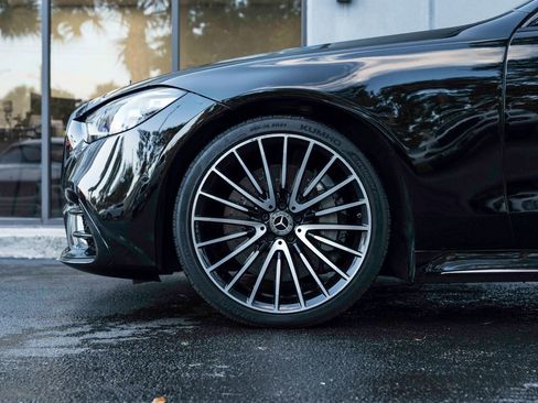 Used 2023 Mercedes-Benz S 500 4MATIC image 7