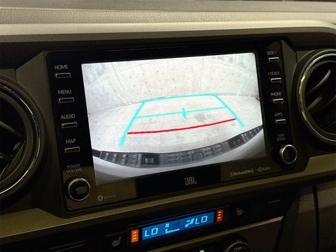 Used 2021 Toyota Tacoma TRD Sport image 14