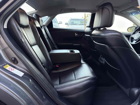 Used 2014 Toyota Avalon Limited image 63