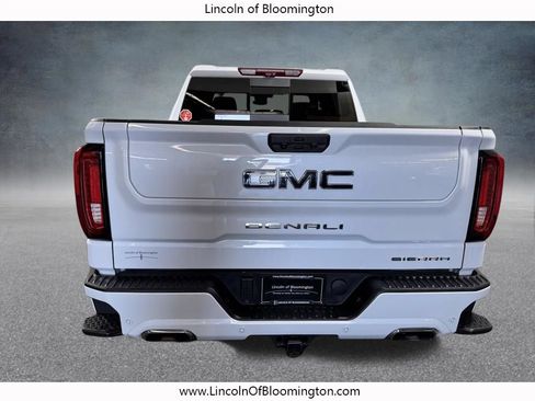 Used 2026 GMC Sierra 1500 Denali Ultimate AWD/4WD image 5