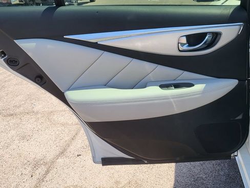 Used 2021 INFINITI Q50 Luxe w/ Seat & Sound Package RWD image 23